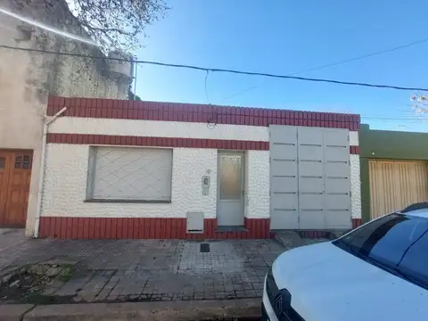 Casa en venta 2 dormitorios Echesortu
