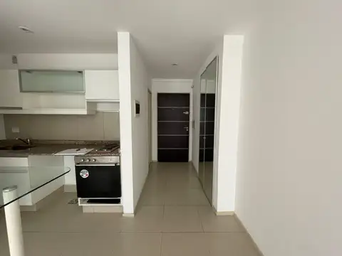 Departamento en Alquiler en Coghlan, $ 650.000