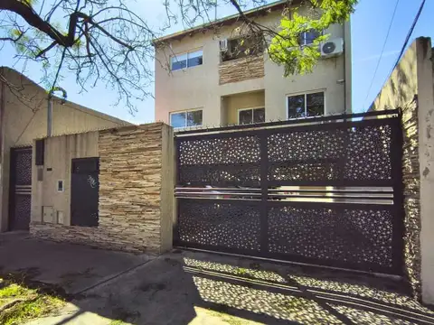 Deártamento 2 Hambiente c/ Garaje