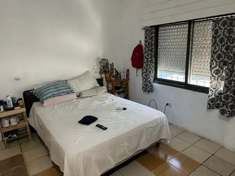 Gran LOTE o Casa a REFACCIONAR. Rafael Castillo