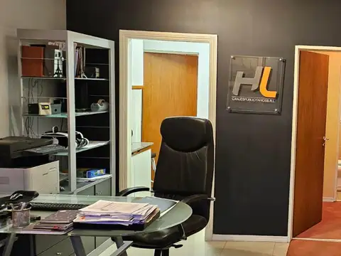 Venta de Consultorio Medico, Oficina, Deposito + Cuotas,  58 m2, con cochera sin expensas  en Villa Urquiza, Capital Federal, CABA