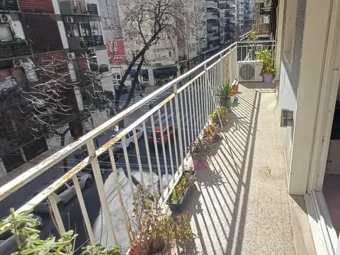 Billinghurst al 1500 3 ambientes en Palermo con balcon corrido