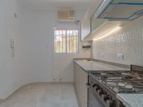 Depto Tipo Casa en Venta en Villa Martelli, USD 130.000