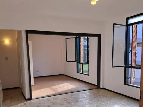 Departamento en Alquiler en Burzaco, $ 550.000