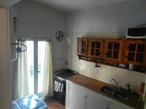 Depto Tipo Casa 2 ambientes con 1 baño