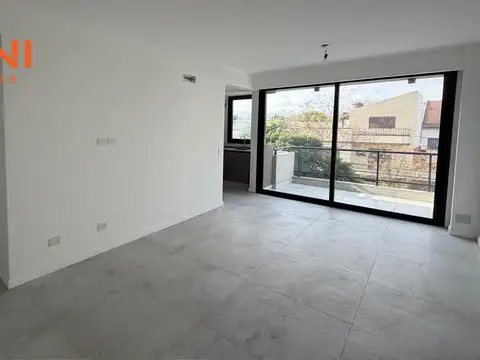 Av. Olivera al 900 | Parque Avellaneda | Departamento 2 Ambientes a Estrenar con Balcón y Patio | Al