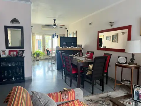 Depto Tipo Casa en Venta de 4 dormitorios