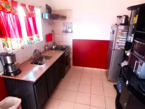 EXCELENTE TRIPLEX EN VENTA - MUY BUENA UBICACIÓN - SAN MIGUEL - APTO CREDITO HIPOTECARIO  