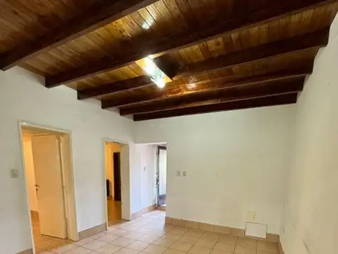 Depto Tipo Casa en Venta en Lanus, USD 98.000