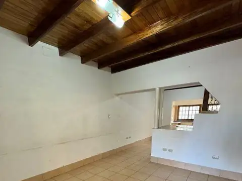Depto Tipo Casa en Venta de 4 ambientes