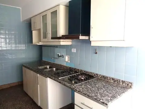 Departamento 4 ambientes con 2 baños