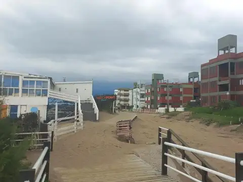 Costanera 1520 , Piso 2