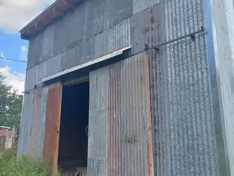 TERRENO AMPLIO CON LOFT / GALPON A TERMINAR - 