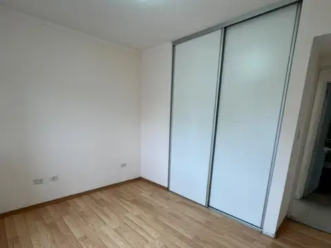 Departamento en Alquiler en Campana, $ 950.000