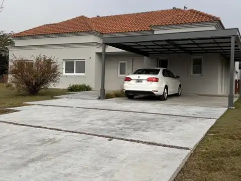 Rodolfo Centanino 611, B1629 Pilar, Provincia de Buenos Aires