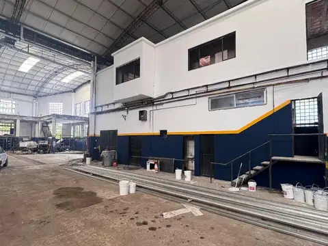 Nave INDUSTRIAL 2.500MTS Ac. Oeste y Camino de cintura