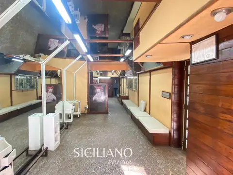 Galpon en Venta en Flores, USD 68.000