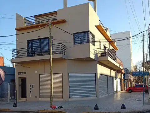 Departamento en Ciudadela,amplio 2 ambientes con patio balcon y terraza,Alquiler