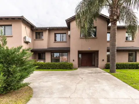 Casa en Venta en Funes, USD 690.000