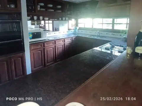 Casa 4 ambientes con 3 baños