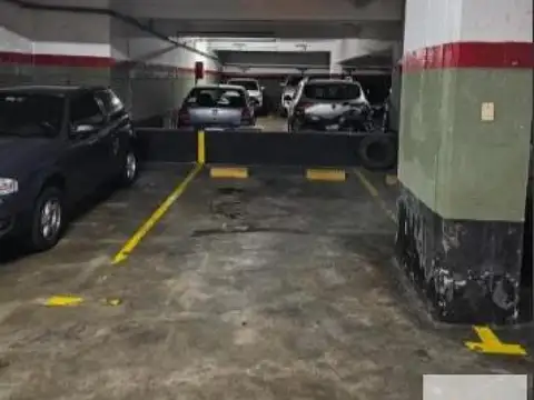Cochera en venta - 12,9Mts2 - Balvanera