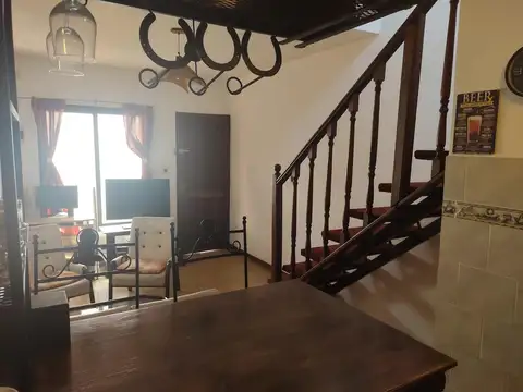 Dúplex de 2 ambientes venta Villa Luzuriaga