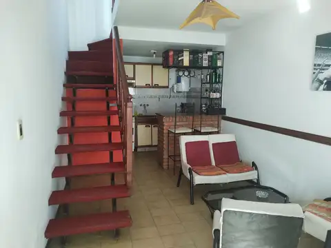 Depto Tipo Casa 2 ambientes con 1 baño