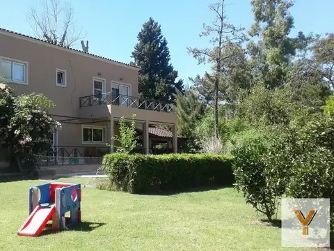 Camino centenario e/ 424 y 426