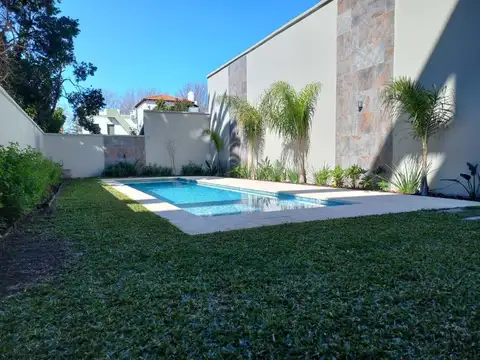 EXCLUSIVO DPTO EN DUPLEX CON COCHERA  DETALLES DE CATEGORIA Y AMENITIES