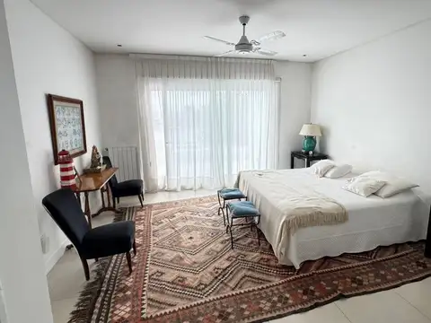 Casa en Alquiler al Oeste