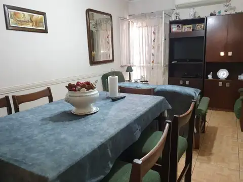 BV.  AVELLANEDA 1869  - DUPLEX -  DOS DORMITORIOS