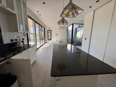 Casa en Alquiler Temporal de 4 dormitorios