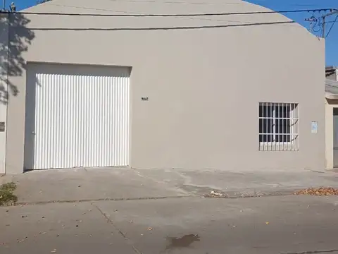ALQUILER/GALPÓN CON OFICINA/BARRIO CÓRDOBA