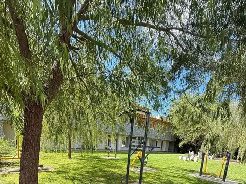 VENTA 3 AMB C/TERRAZA COCHERA Y VERDE LOS CARDALES