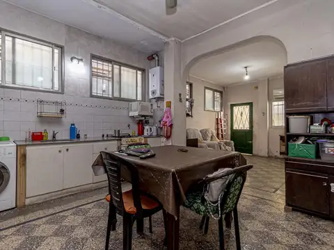 Depto Tipo Casa en Venta en Mataderos, USD 80.000