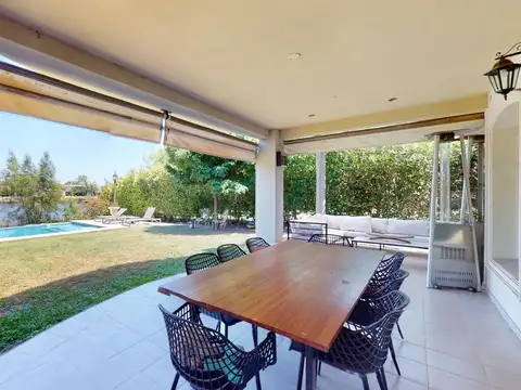 Casa en Venta al Oeste