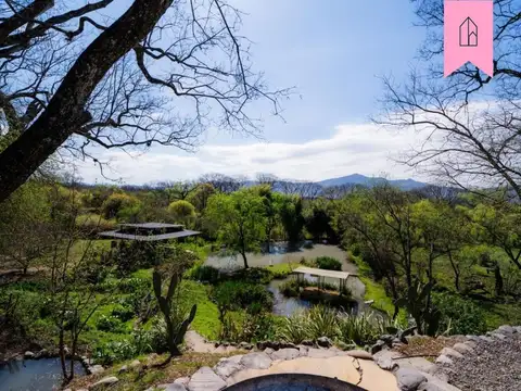 VAQUEROS - Terreno y laguna en venta