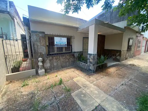 VENTA CASA- EXCELENTE UBICACION