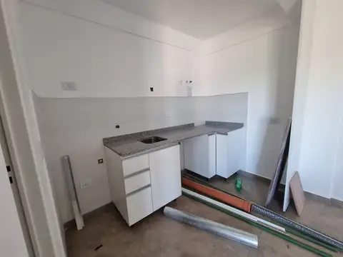 Departamento venta 2 ambientes PATIO 18M2 Financia