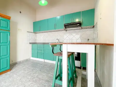 Depto Tipo Casa en Venta 40 años