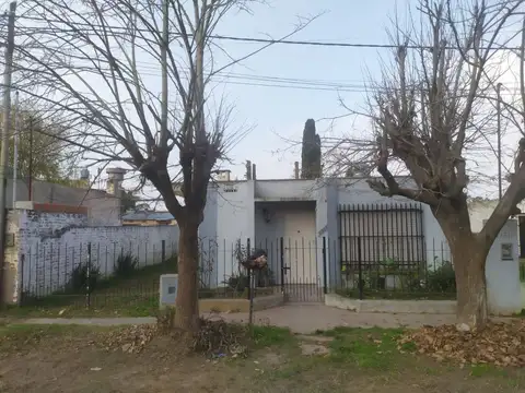 Casa - Venta - Argentina, Lobos - Soldado Echave 1500