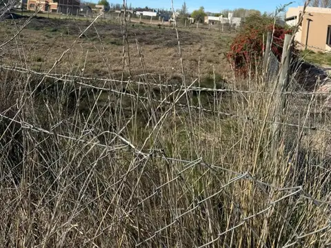 VENTA DE TERRENO EN CALLE SIMONE DE PLOTTIER