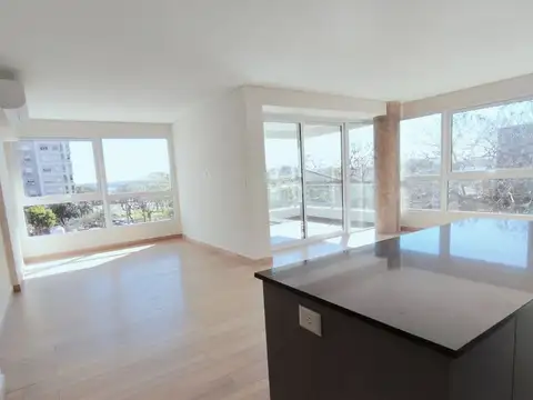 Departamento en Alquiler de 4 ambientes