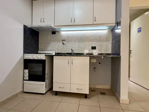 Alquiler Monoambiente divisible PB al frente Muy luminoso - Villa Pueyrredon