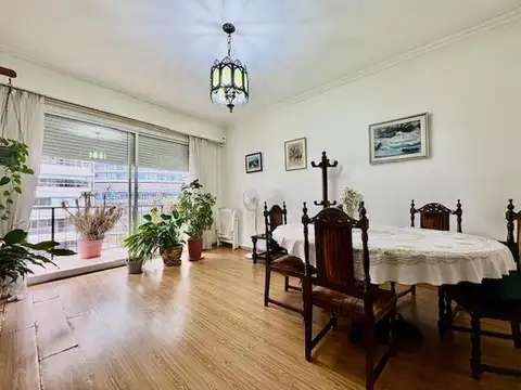 Departamento en venta - 2 Dormitorios 3 Baños - Vicente López