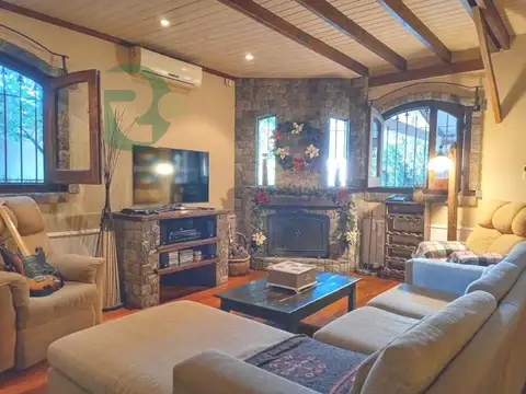 Casa en Venta en Castelar Norte, USD 450.000