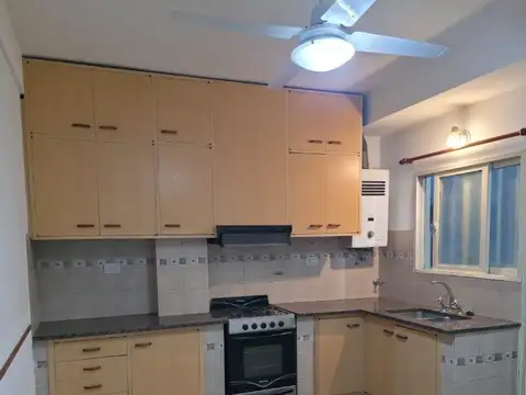 Cerrito 3900, Piso 1