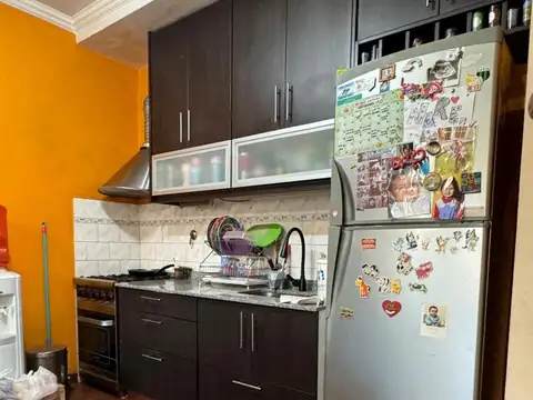 Depto Tipo Casa en Venta con 1 cocheras