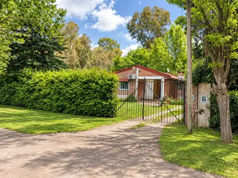 VENTA CASA 4 AMB MARCOS PAZ PERMUTA
