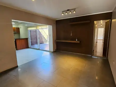 Depto Tipo Casa en Venta 16 años